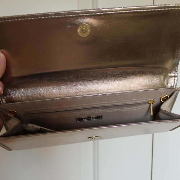 NWT - Gold Sparkly Clutch (LAST CHANCE!!) - Picture 4 of 6